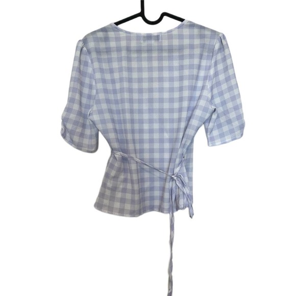 Charlie Holiday Juniper Wrap Tie Top in Lilac Gingham Size 4 - Picture 3 of 8